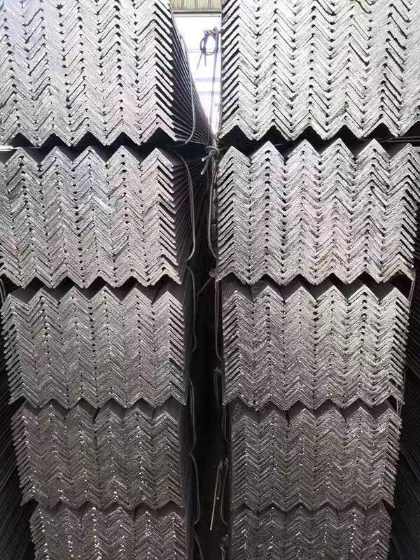 Q345 Q235 Equal Unequal Angle Steel Ss400 Hot Rolled