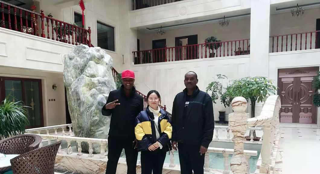 铁路钢轨qu100矿用轻钢轨铁路轨道